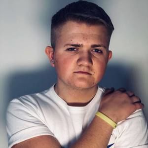 Meet your Posher, Colton